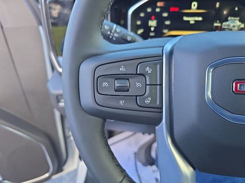 New 2026 GMC Sierra 1500 Elevation image 18