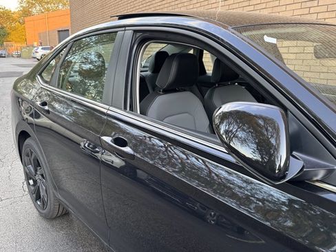 New 2025 Volkswagen Jetta SE image 8