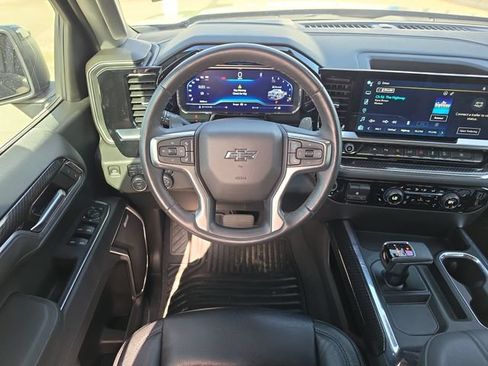 Used 2023 Chevrolet Silverado 1500 RST w/ All Star Edition Plus AWD/4WD image 9