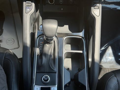 Used 2022 Kia Telluride EX w/ EX Premium Package FWD image 17
