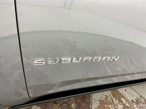 New 2026 Chevrolet Suburban High Country AWD/4WD image 28