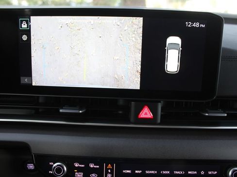 New 2026 Kia Carnival EX FWD image 54