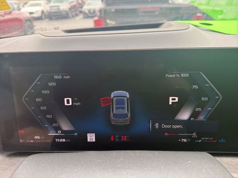 Used 2024 BMW X7 M60i w/ Executive Package image 23