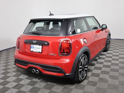 Used 2022 MINI Cooper S FWD image 5