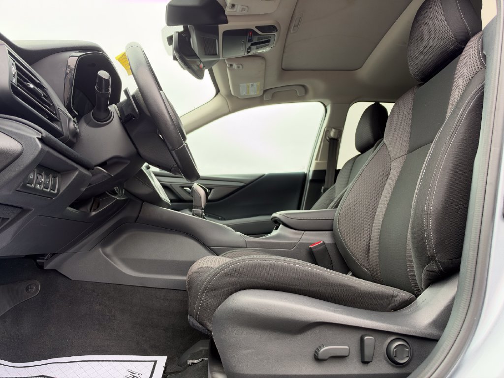 Used 2024 Subaru Outback Premium AWD/4WD image 19