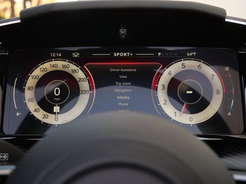 New 2026 Aston Martin V8 Vantage Convertible image 6