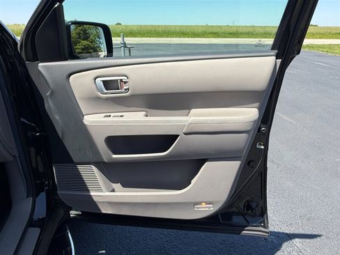 Used 2013 Honda Pilot Touring image 43