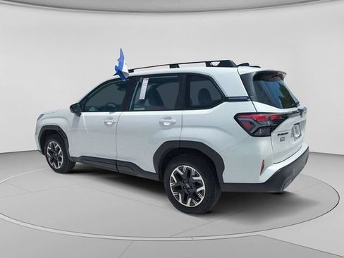 Used 2026 Subaru Forester AWD/4WD image 7