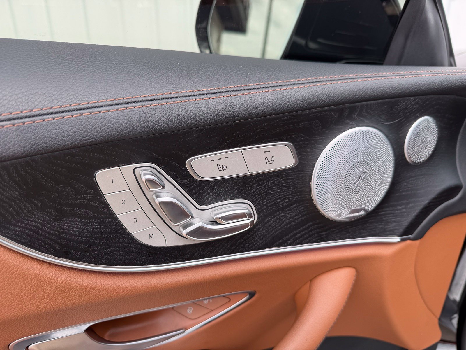 Used 2018 Mercedes-Benz E 400 Coupe image 30