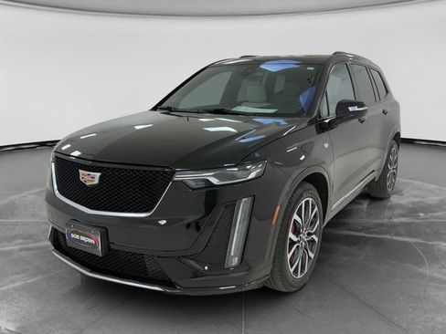 Used 2025 Cadillac XT6 Sport w/ LPO, Floor Liner Package AWD/4WD image 7