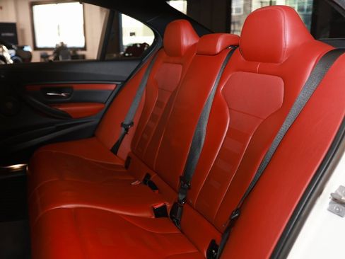 Used 2018 BMW M3 image 12