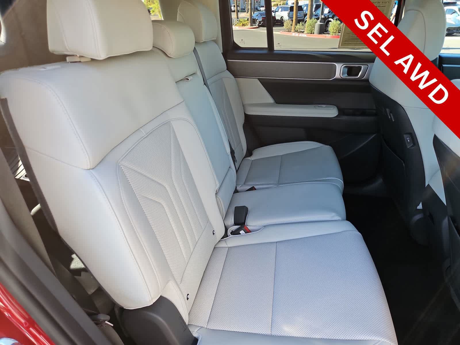 Certified 2026 Hyundai Santa Fe SEL AWD/4WD image 17