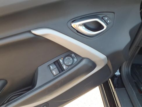 Certified 2019 Chevrolet Camaro LT RWD image 19