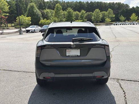 New 2026 Nissan Kicks SV w/ SV Premium Package FWD image 8