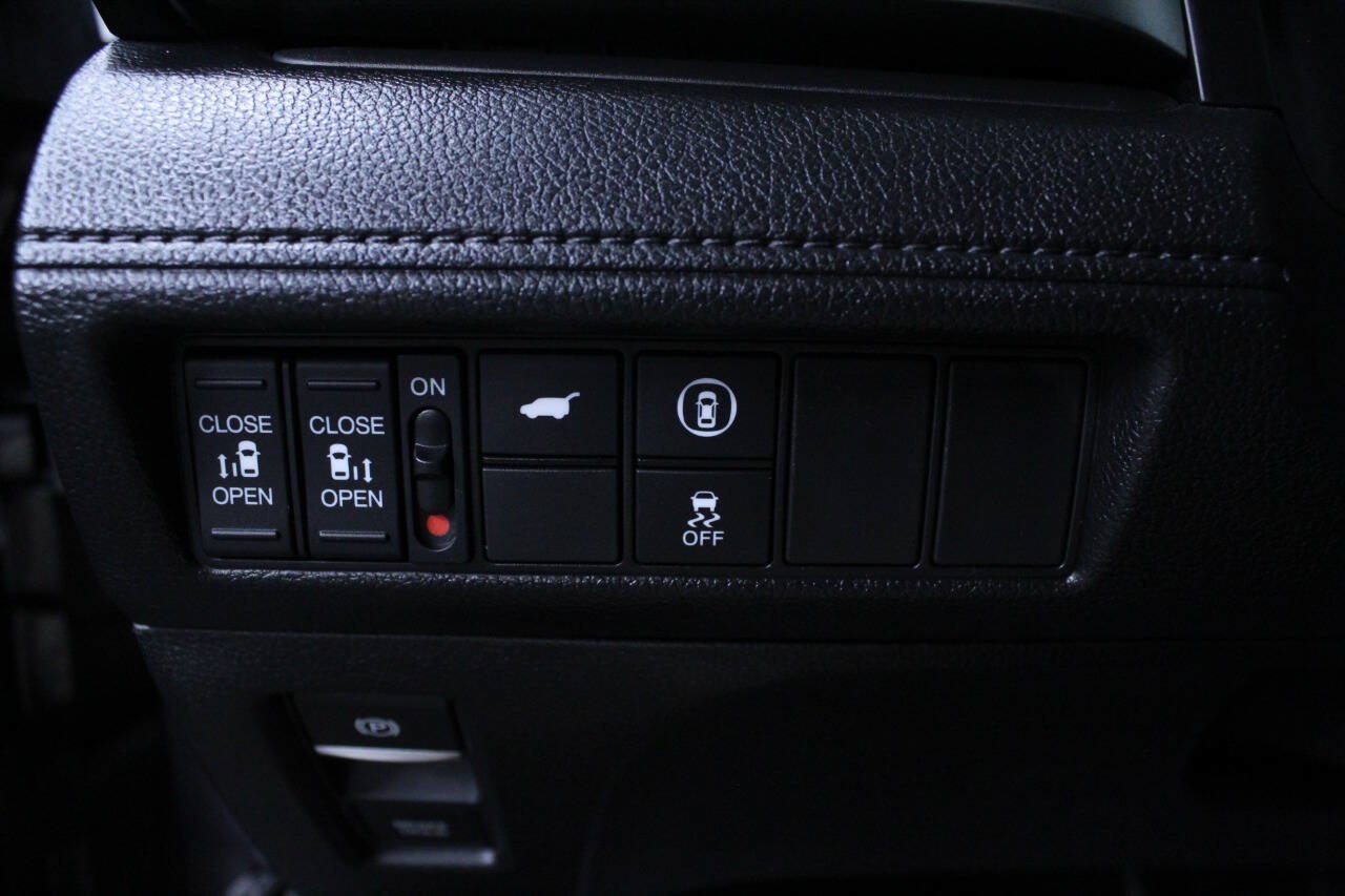 Used 2024 Honda Odyssey EX-L image 18