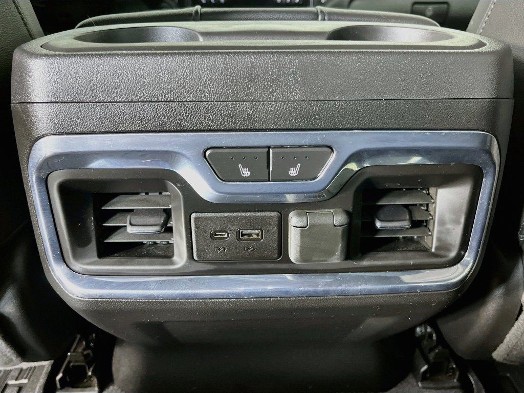 Used 2020 GMC Sierra 1500 SLT w/ SLT Premium Plus Package AWD/4WD image 32