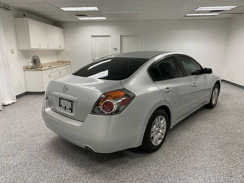 Used 2009 Nissan Altima 2.5 image 5