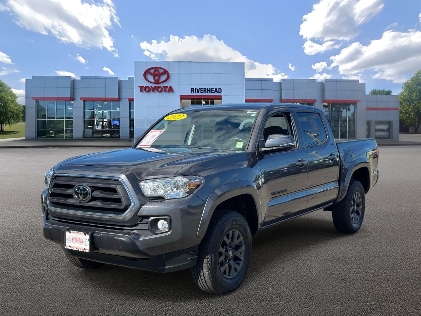 Certified 2023 Toyota Tacoma SR5 w/ Technology Package AWD/4WD image 1