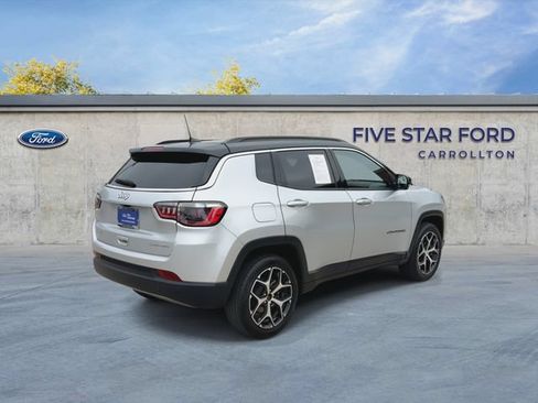 Used 2024 Jeep Compass Limited AWD/4WD image 8