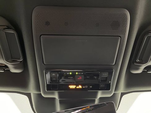 New 2026 Toyota RAV4 XSE AWD/4WD image 29