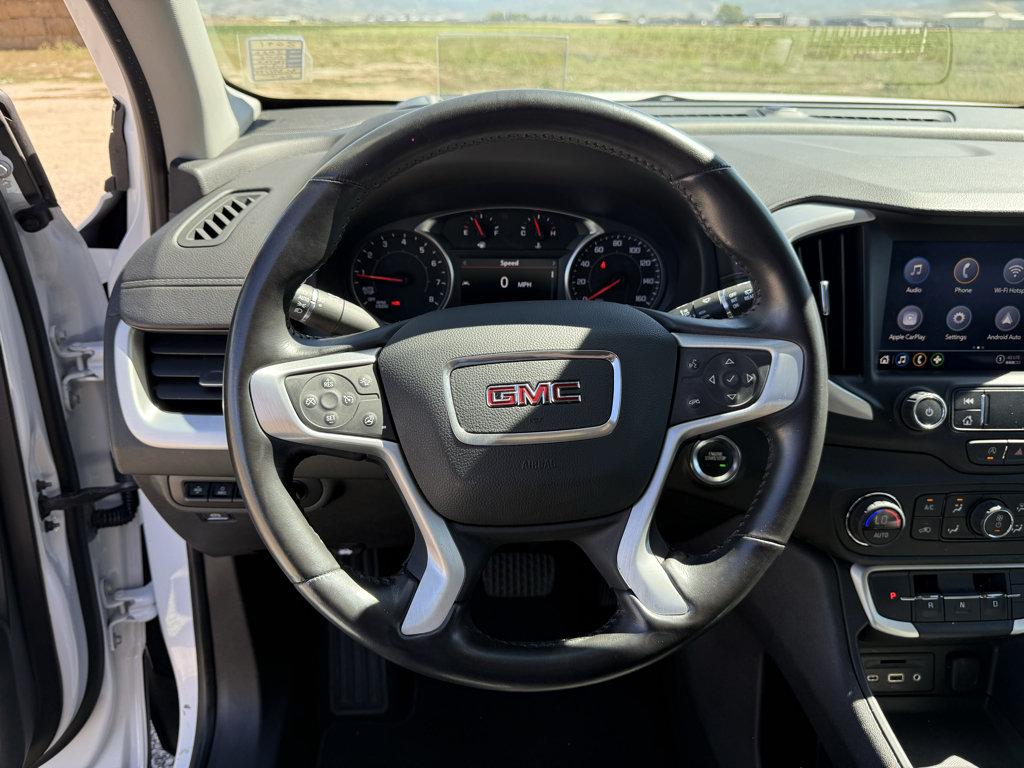 Used 2022 GMC Terrain SLT w/ Tech Package AWD/4WD image 18