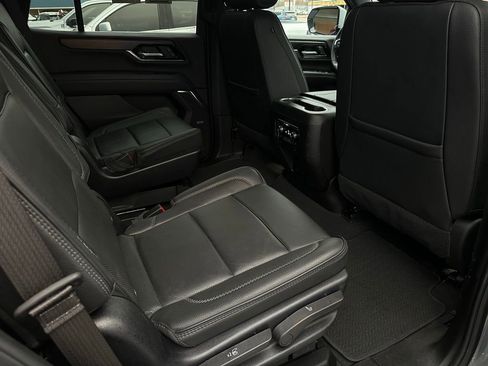 Certified 2025 GMC Yukon Denali image 19