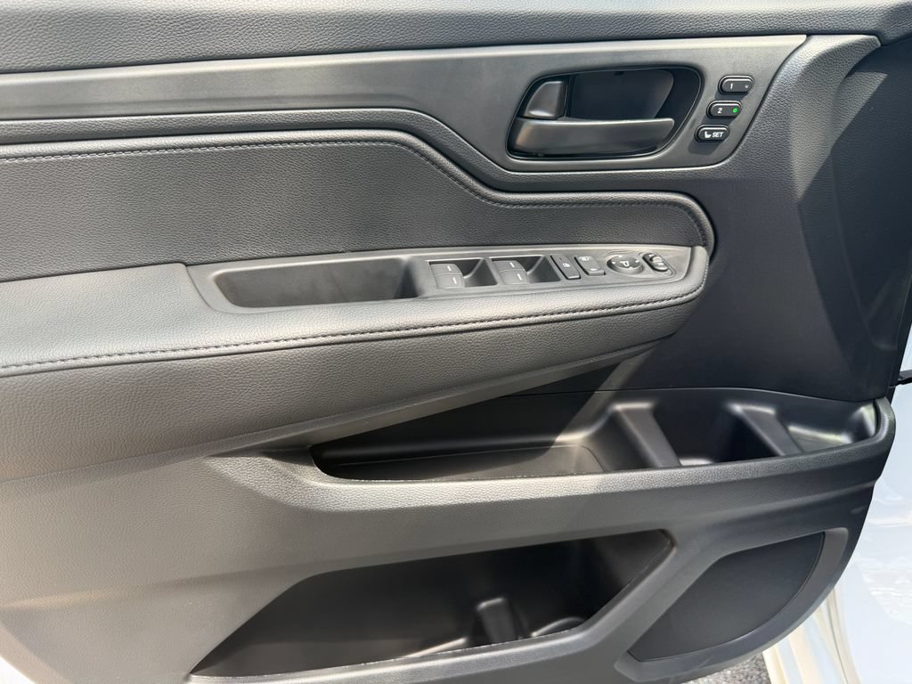 New 2026 Honda Odyssey Sport-L image 16