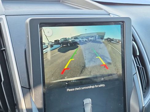 Used 2022 Ford Edge SEL w/ Convenience Package image 15