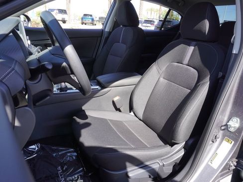 Certified 2025 Nissan Sentra SV image 13