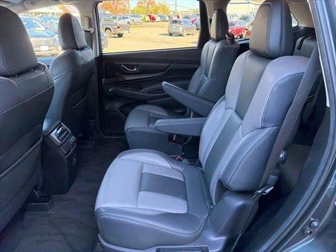 Used 2022 Subaru Ascent Onyx Edition image 34
