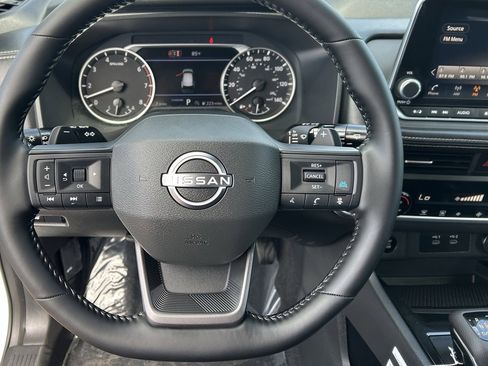 New 2026 Nissan Rogue SV image 28