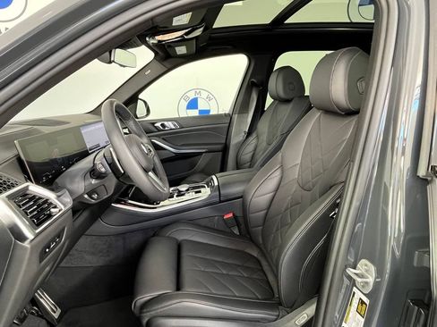 Used 2025 BMW X5 xDrive40i w/ M Sport Package AWD/4WD image 20