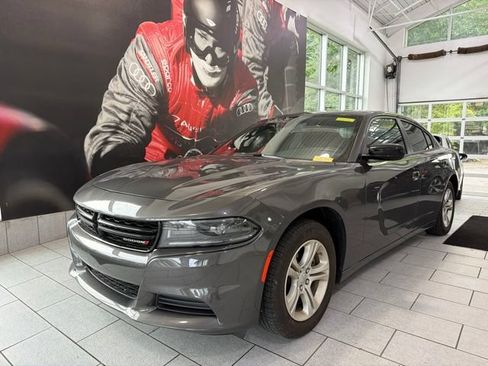 Used 2023 Dodge Charger SXT RWD image 1