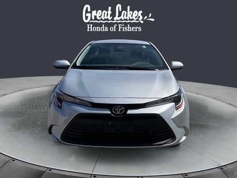 Used 2025 Toyota Corolla LE FWD image 8