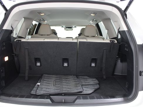 Used 2023 Subaru Ascent Limited AWD/4WD image 21