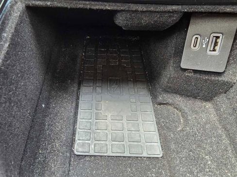 Used 2021 Lincoln Nautilus Reserve w/ Cargo Utility Package image 20