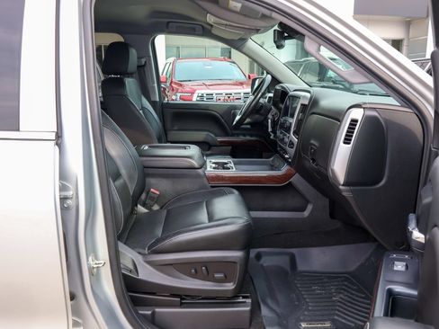 Used 2018 GMC Sierra 1500 SLT AWD/4WD image 26