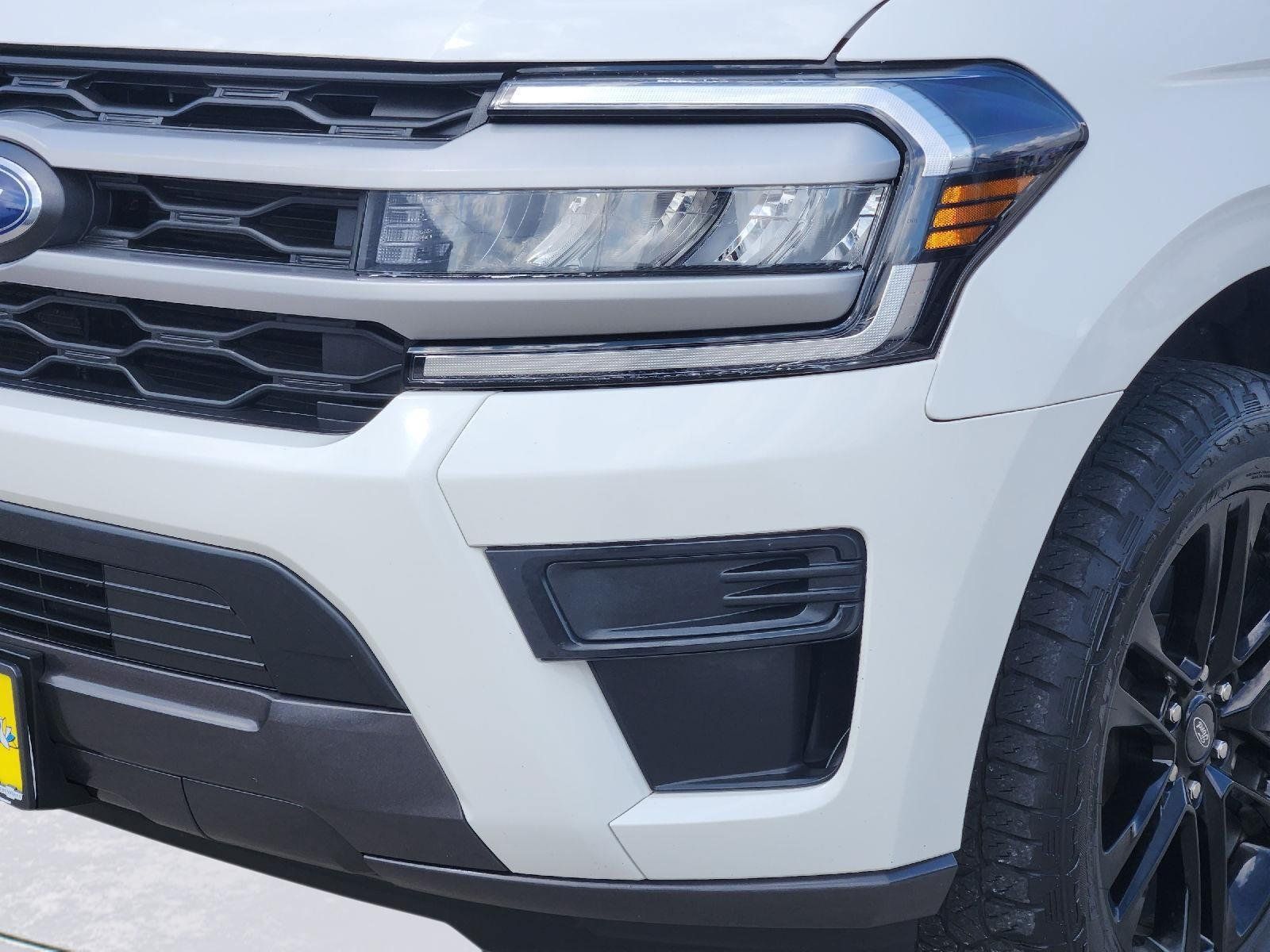 Used 2023 Ford Expedition XLT RWD image 8