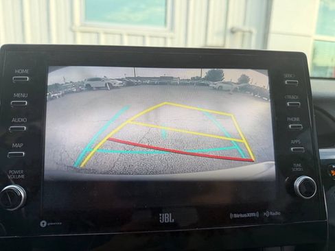 Used 2021 Toyota Camry XLE w/ Navigation Upgrade Package FWD image 9