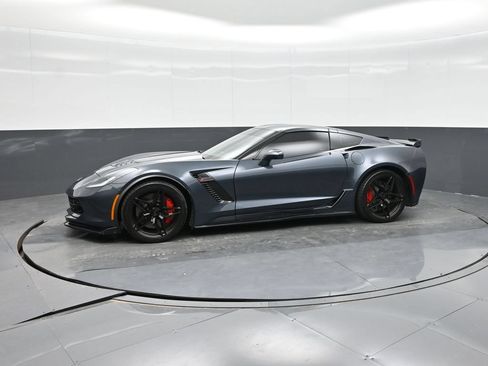 Used 2019 Chevrolet Corvette Z06 RWD image 18