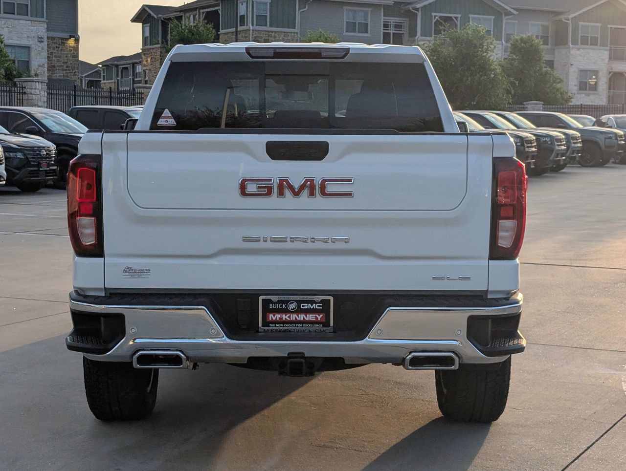 New 2026 GMC Sierra 1500 SLE AWD/4WD image 5