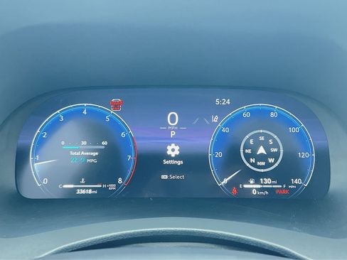 Used 2023 Toyota Highlander Limited image 17