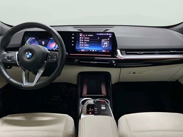 Used 2026 BMW X1 xDrive28i AWD/4WD image 13