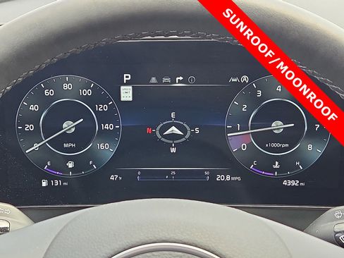 Used 2025 Kia Sportage SX image 23