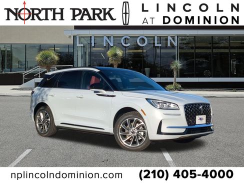 New 2026 Lincoln Corsair Grand Touring image 1