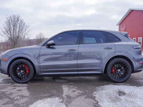 Used 2021 Porsche Cayenne GTS image 6