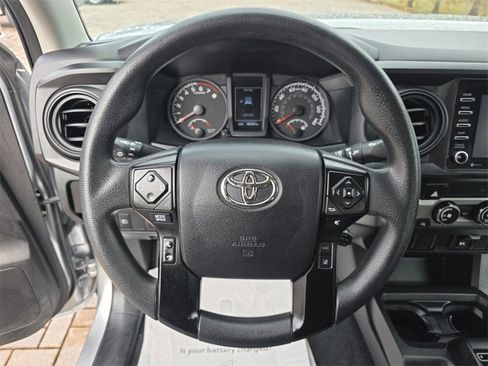 Certified 2022 Toyota Tacoma SR image 29
