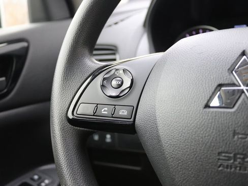 Used 2023 Mitsubishi Eclipse Cross ES image 4