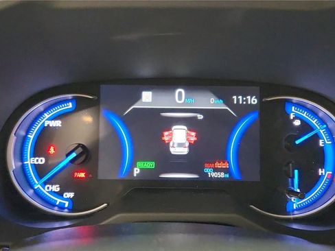 Used 2025 Toyota RAV4 LE image 24