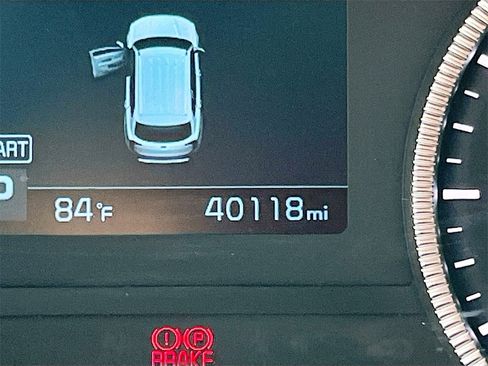 Used 2021 Kia Telluride EX w/ EX Premium Package image 12